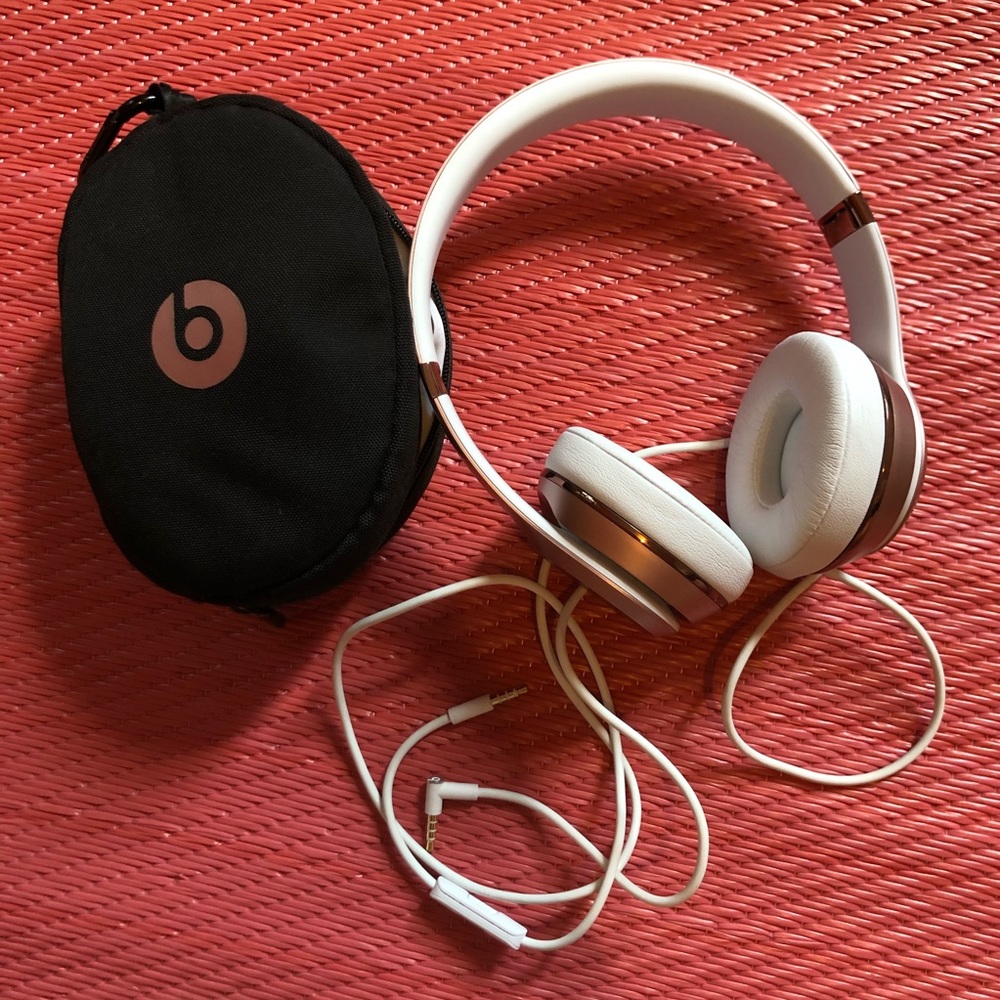 Beats Solo3 Headphones Rose Gold
